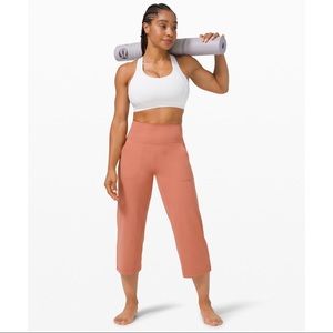 Lululemon Align Wide Leg crop RUSC size 6